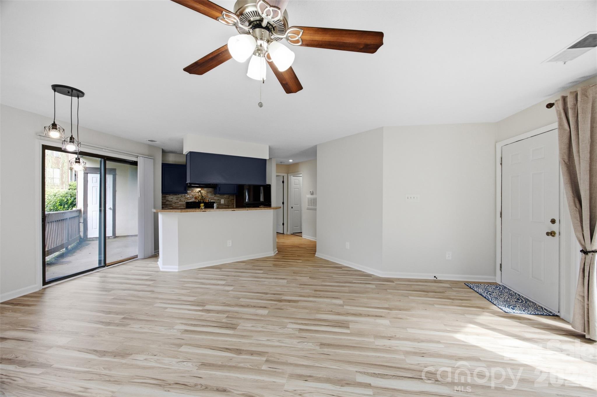 8157 Cedar Glen Drive — Charlotte