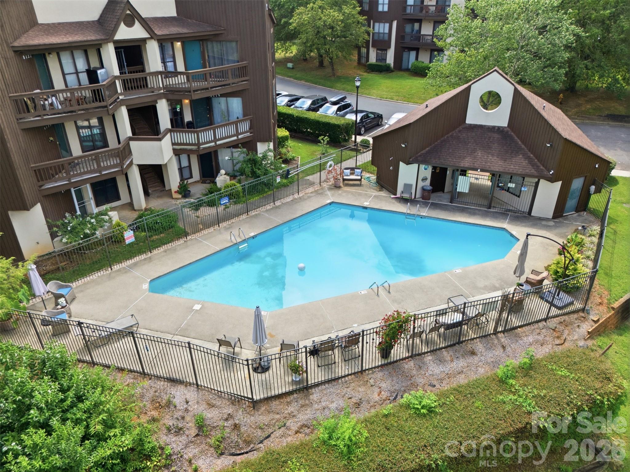 8157 Cedar Glen Drive — Charlotte