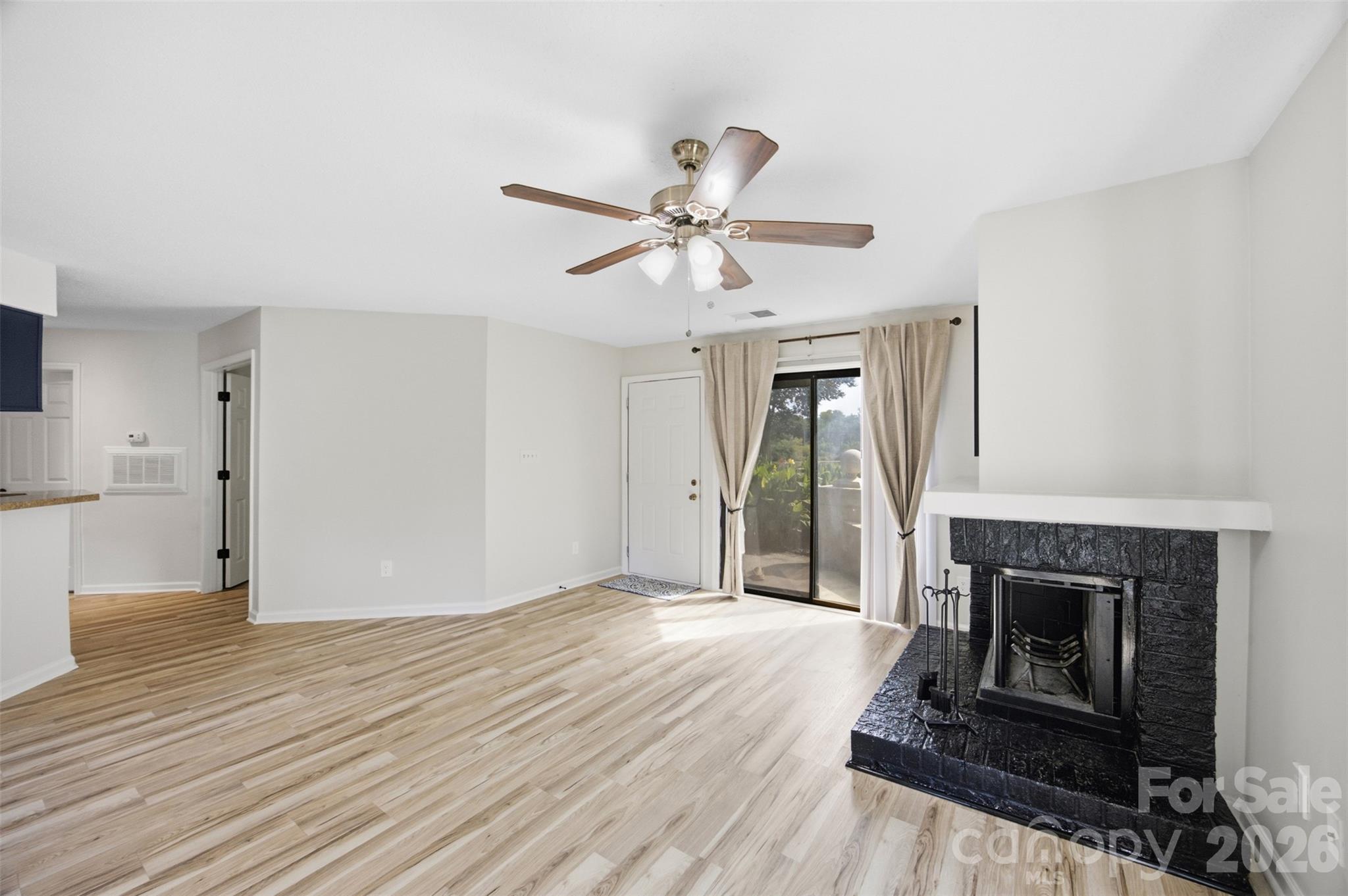 8157 Cedar Glen Drive — Charlotte