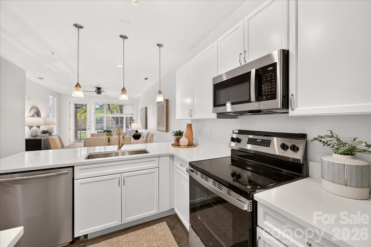 1101 W 1st Street — Charlotte