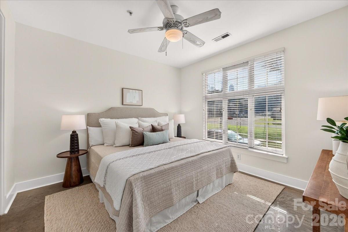 1101 W 1st Street — Charlotte