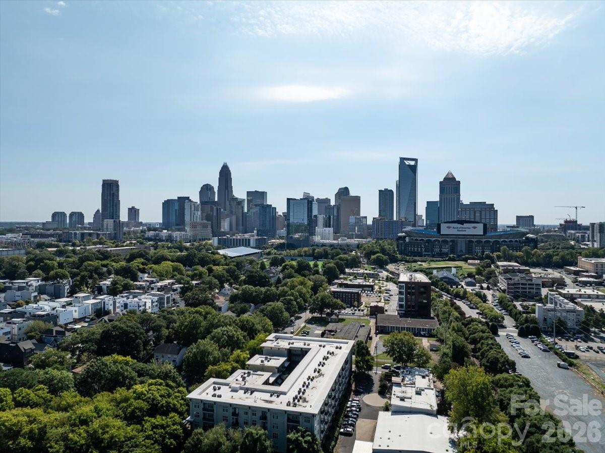 1101 W 1st Street — Charlotte