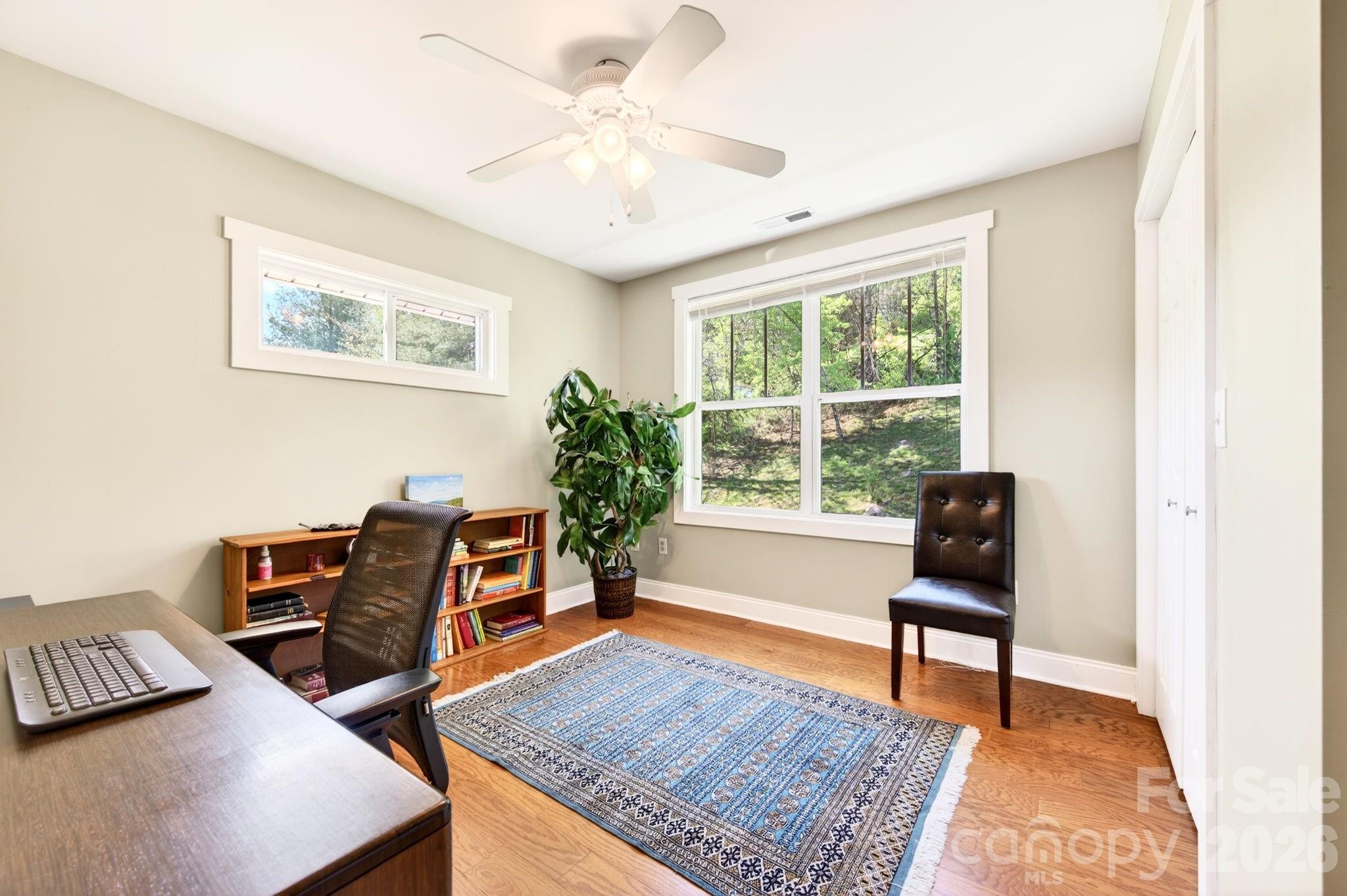26 Macdougall Lane — Weaverville