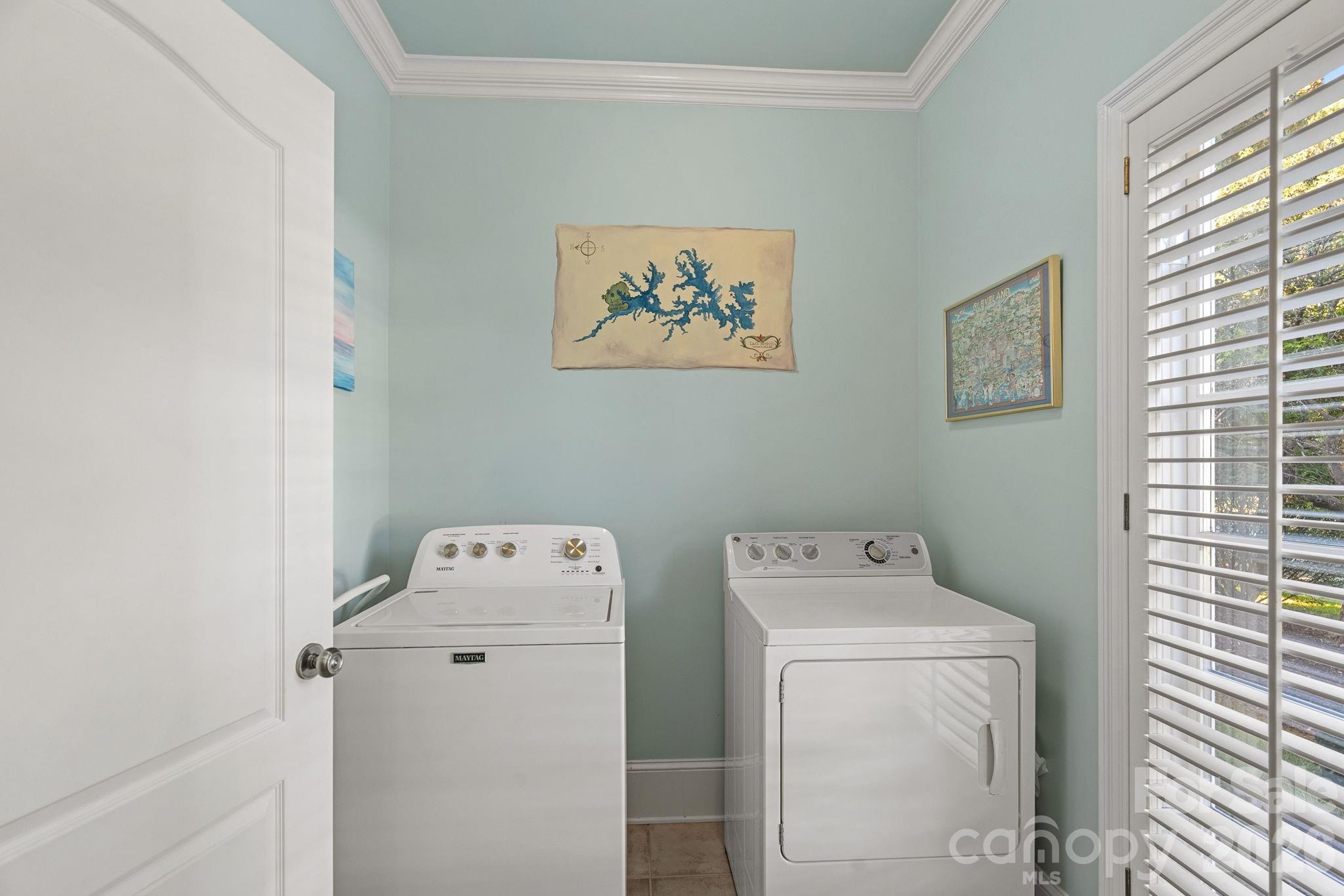 18350 Invergordon Lane — Cornelius