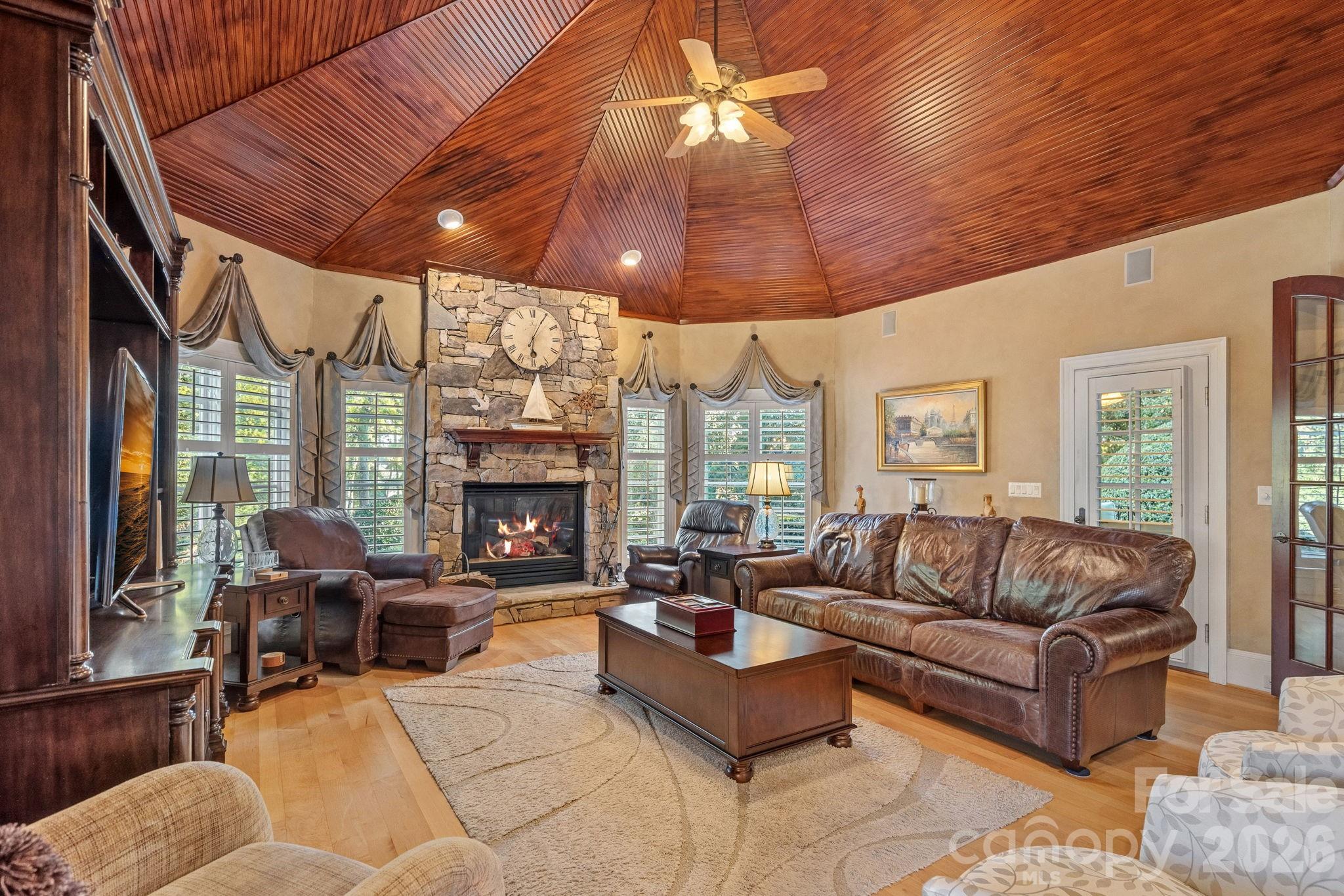 18350 Invergordon Lane — Cornelius