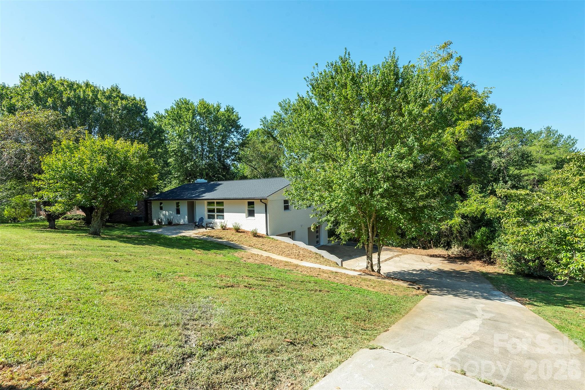 68 Sun Valley Drive — Alexander