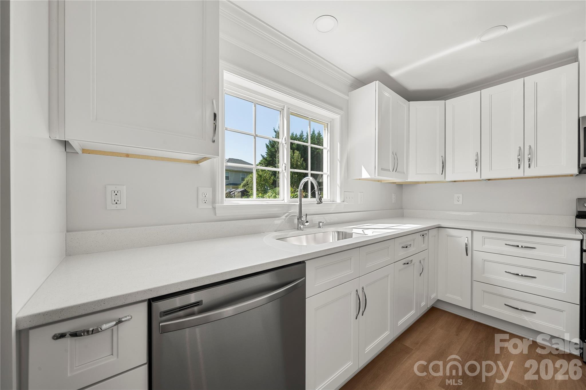 10925 Rousay Road — Charlotte