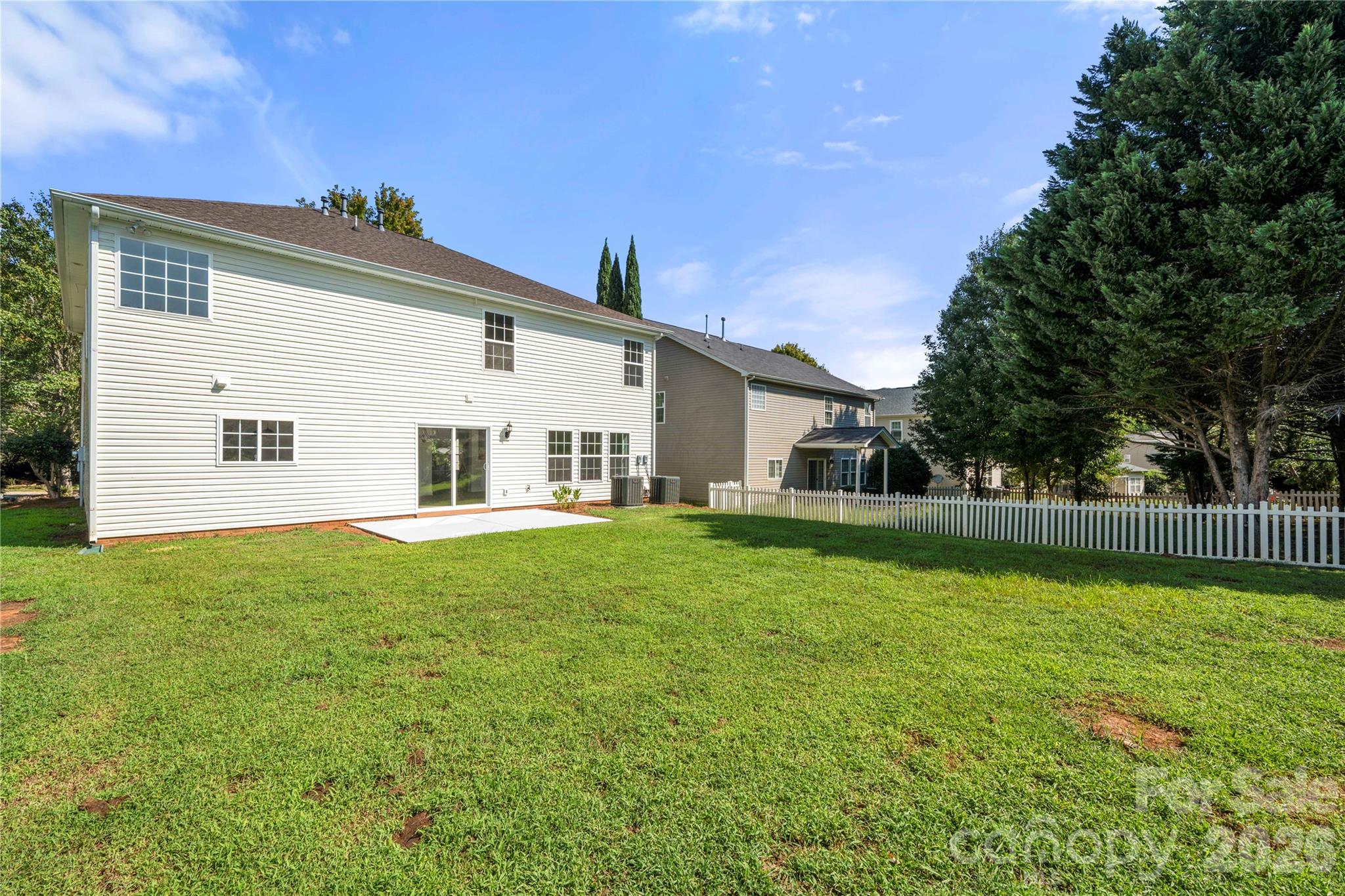 10925 Rousay Road — Charlotte
