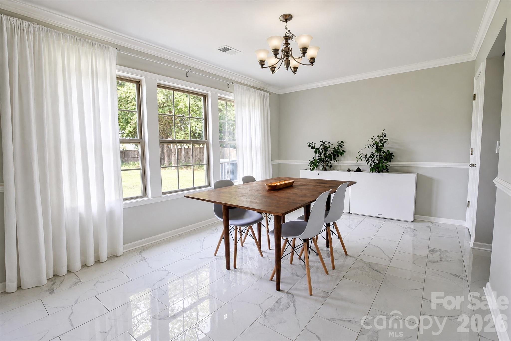 612 Colony Lakes Drive — Lexington