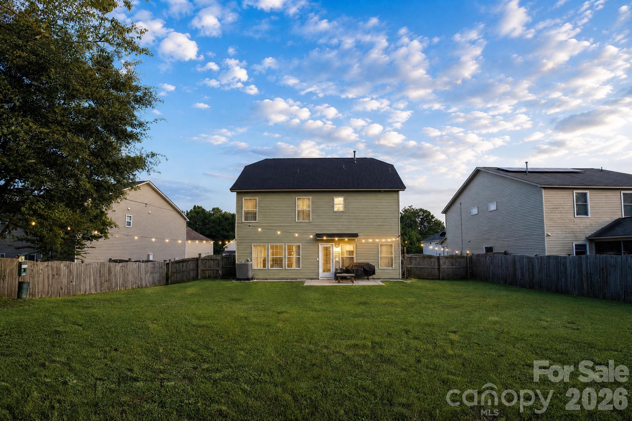 612 Colony Lakes Drive — Lexington