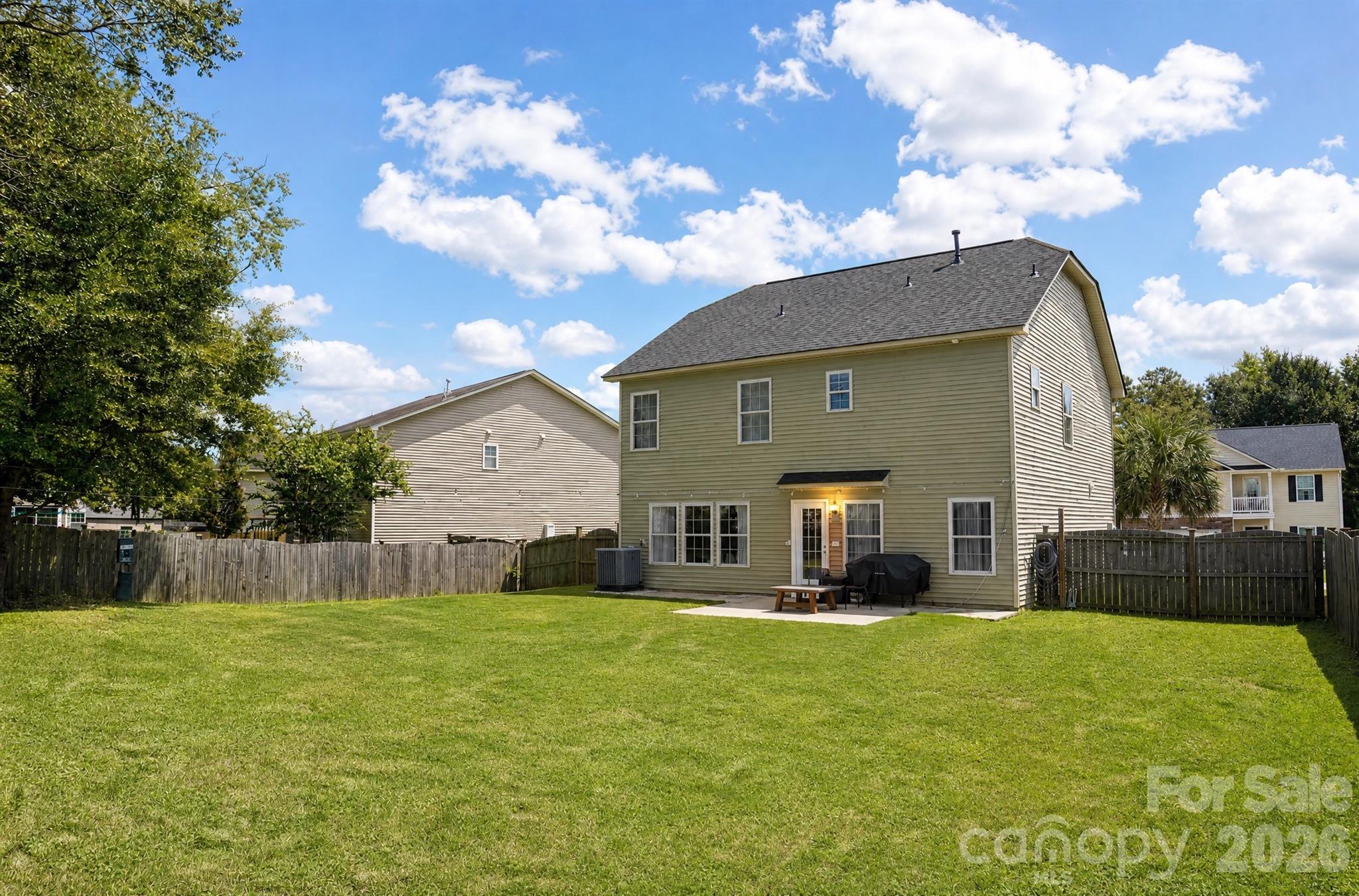 612 Colony Lakes Drive — Lexington