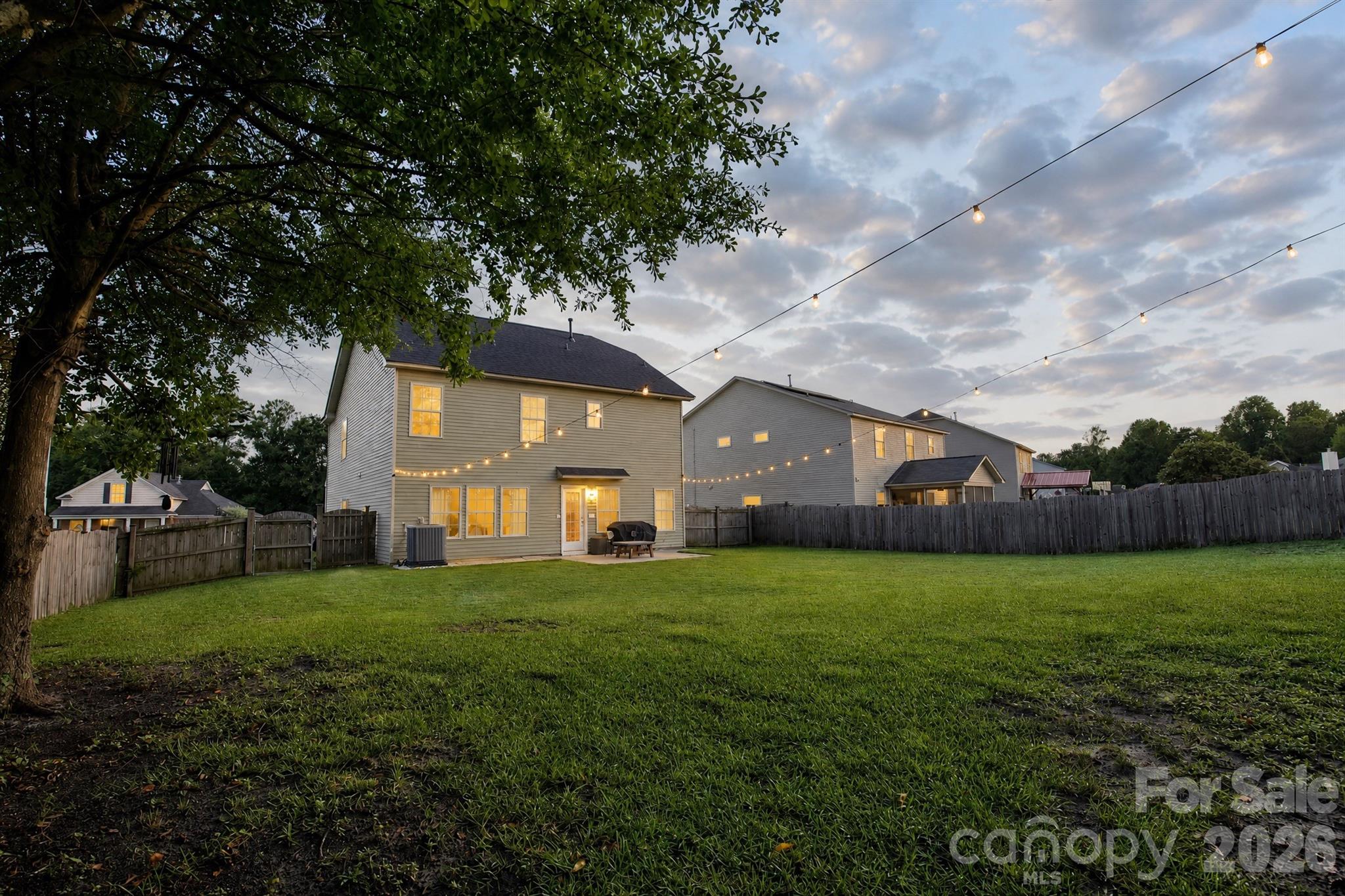 612 Colony Lakes Drive — Lexington