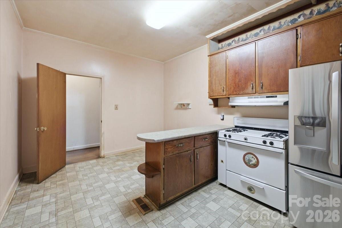8512 Colgate Circle — Charlotte