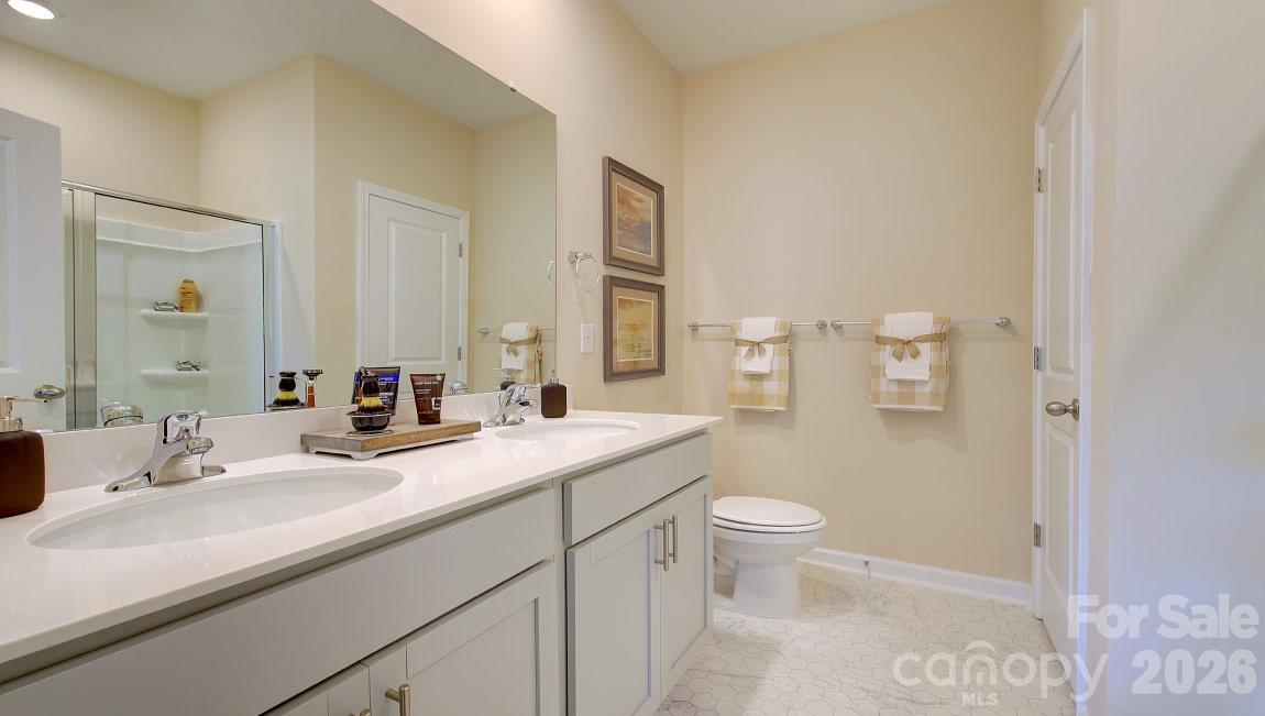 220 Hyder Ridge Road — Asheville