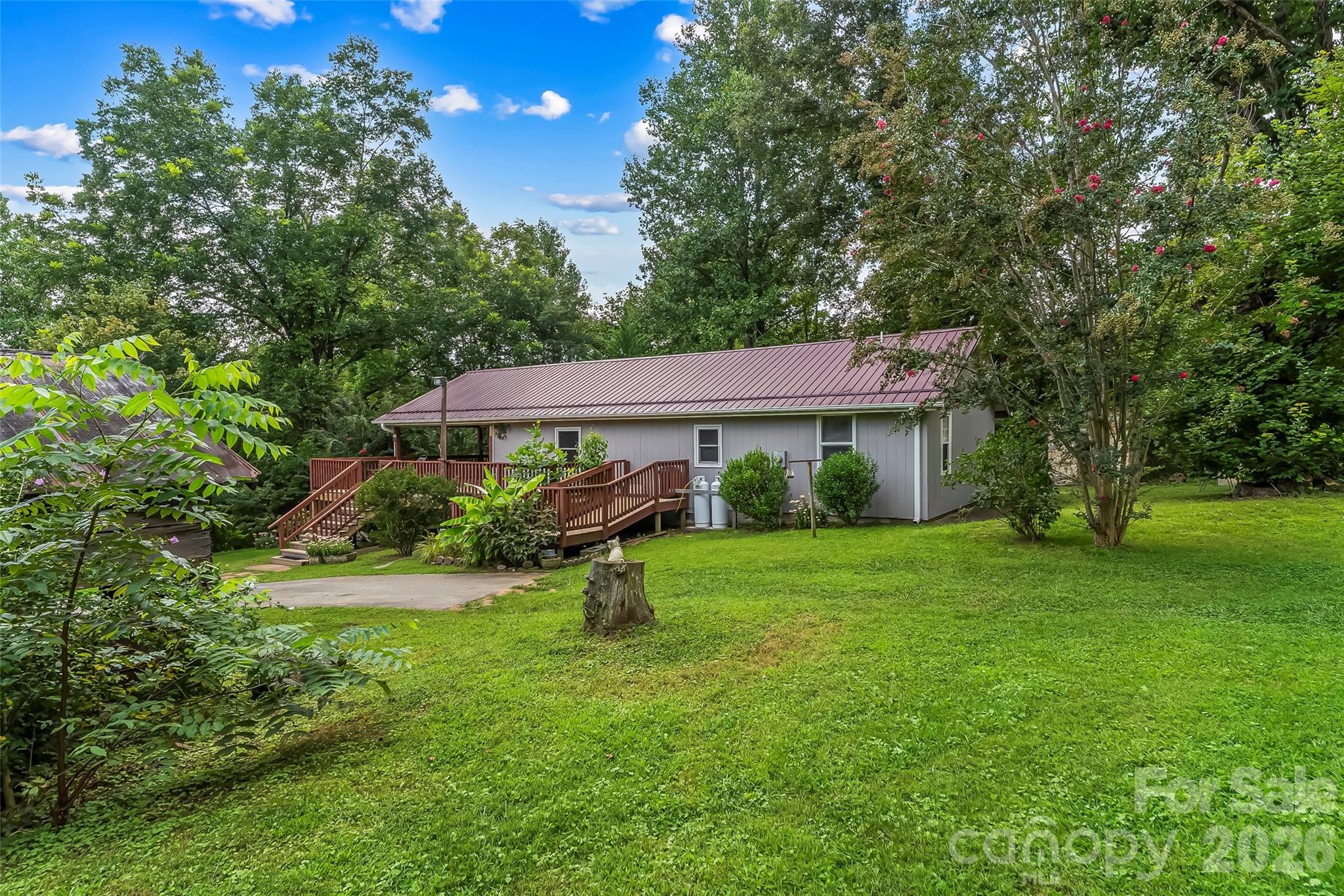 230 JOHNSON HOLLOW Road W — Marion