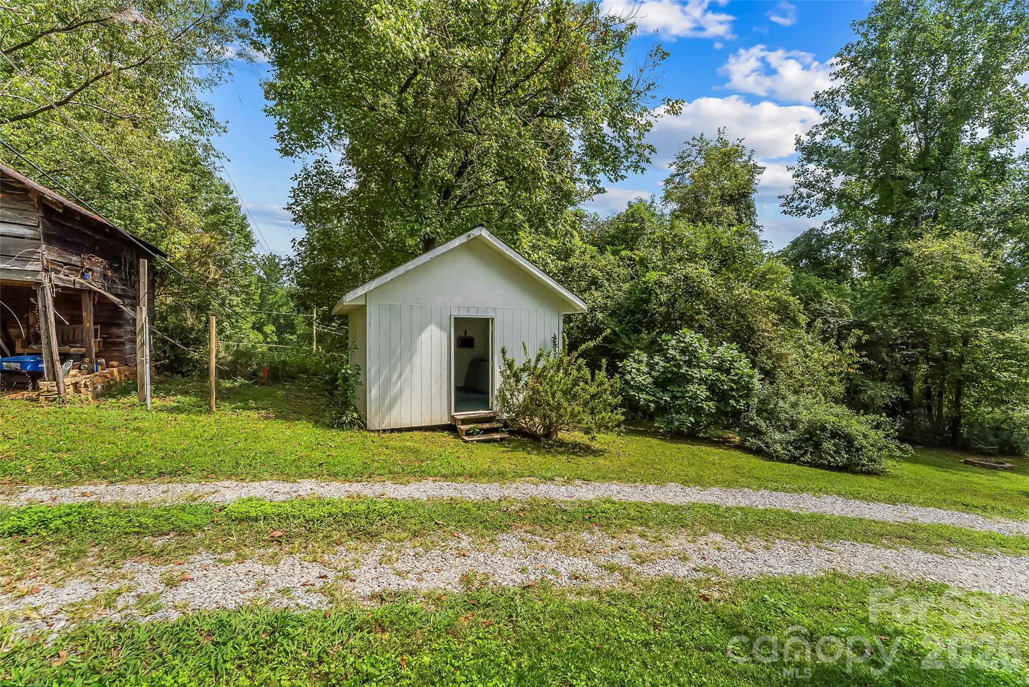 230 JOHNSON HOLLOW Road W — Marion