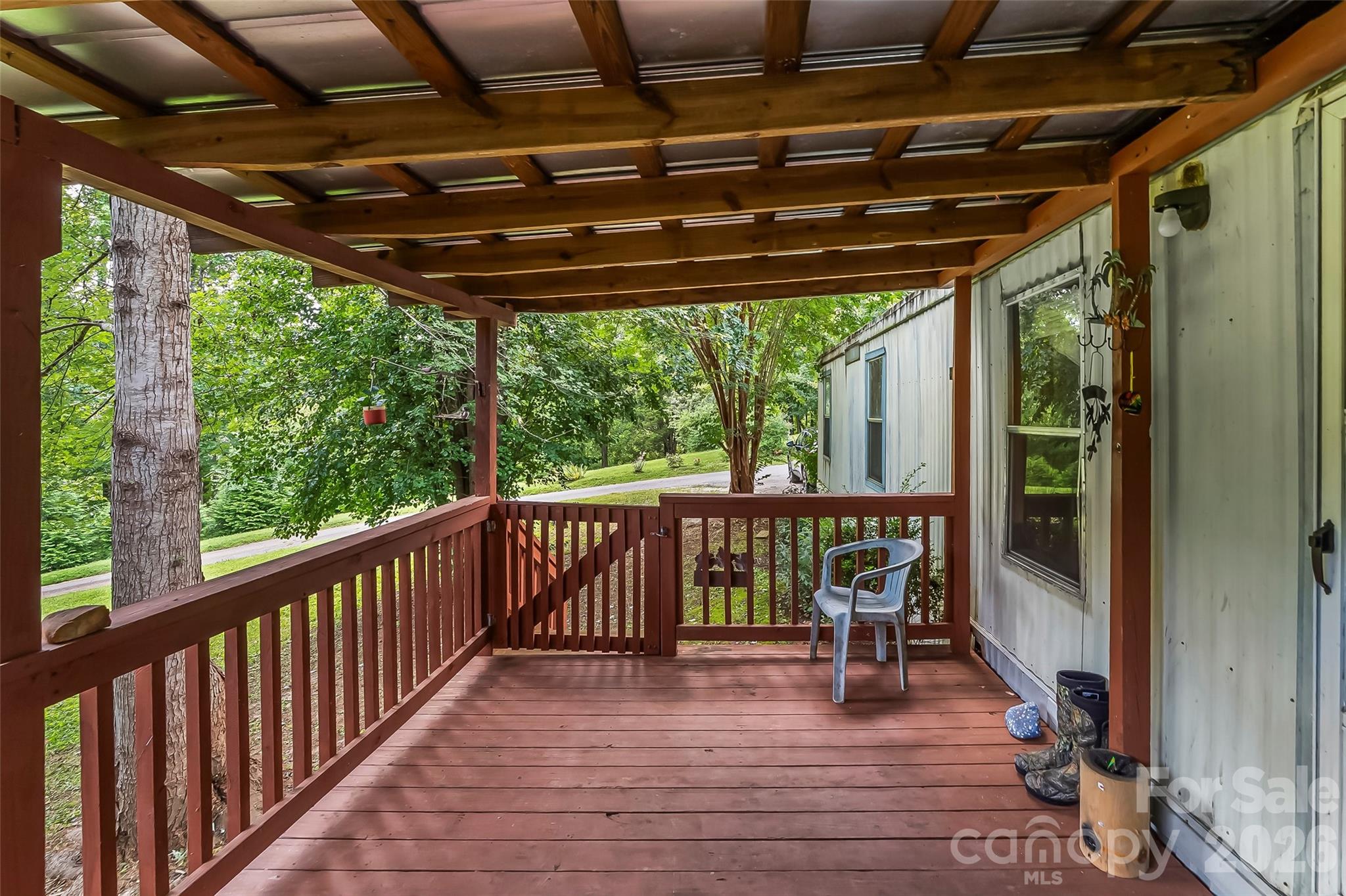 230 JOHNSON HOLLOW Road W — Marion