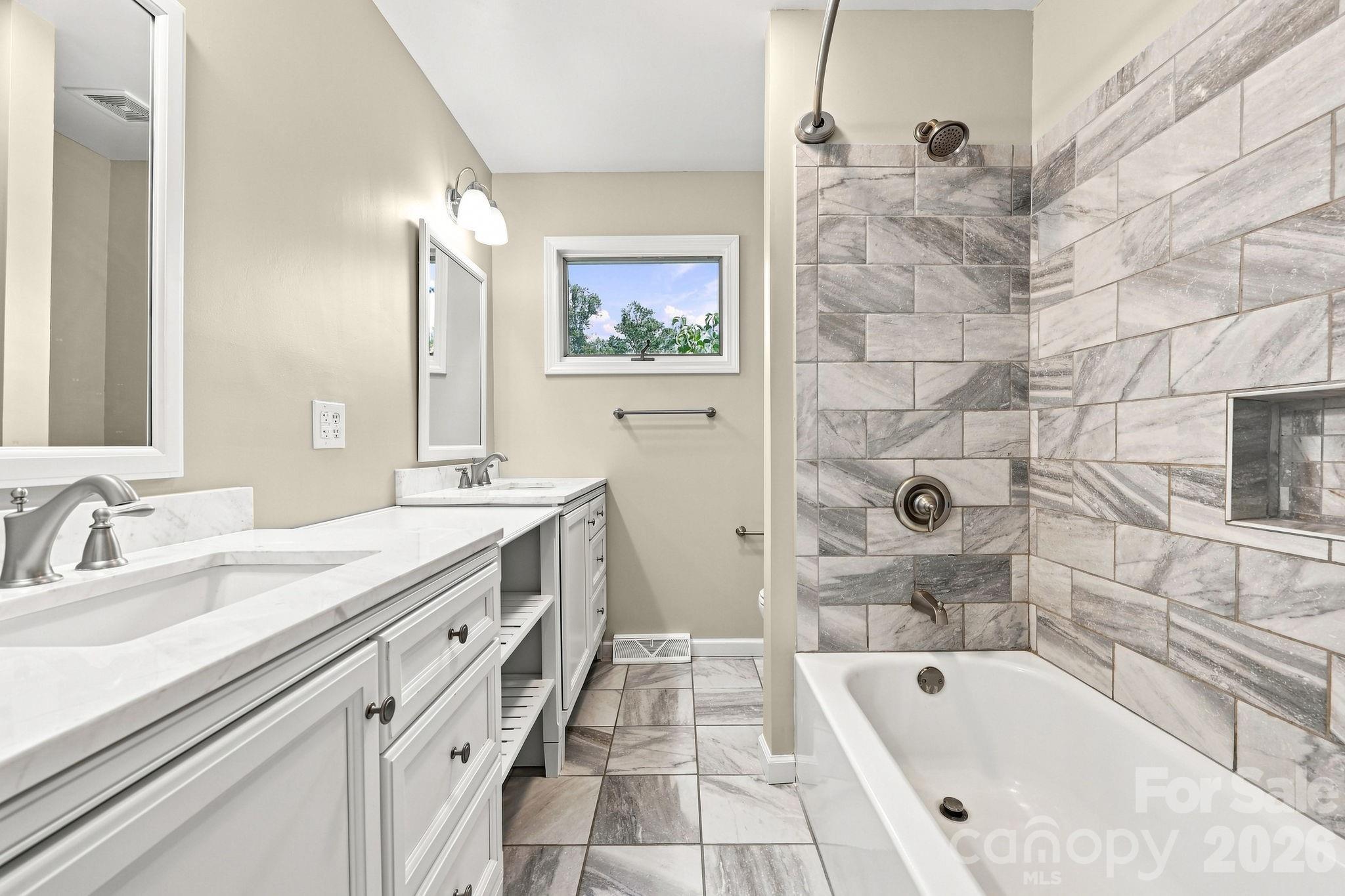364 Pace Road — Hendersonville