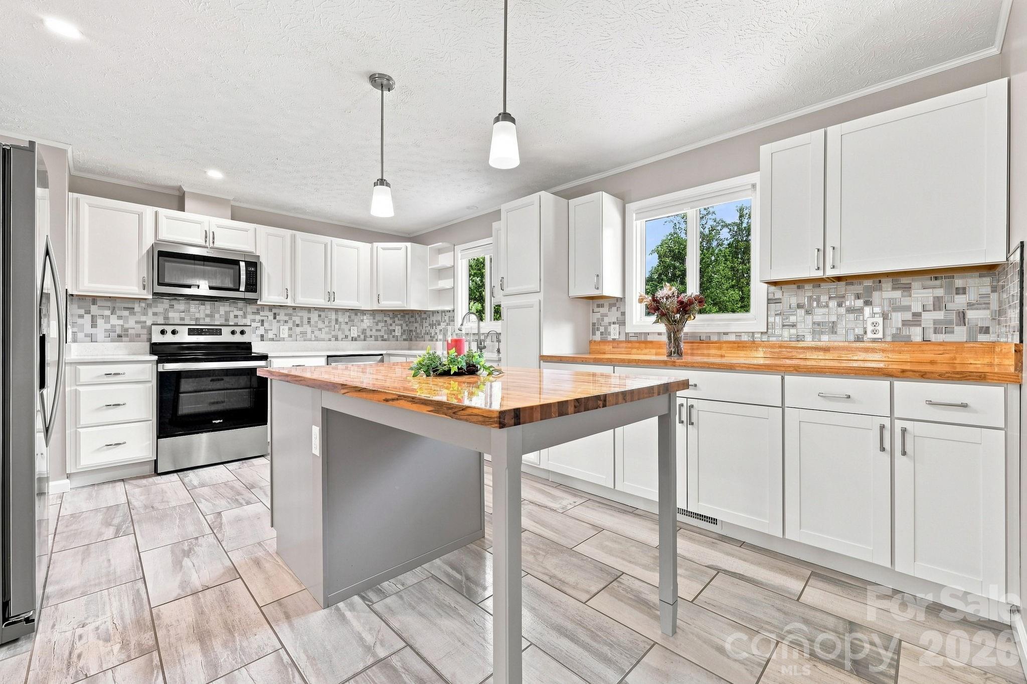364 Pace Road — Hendersonville