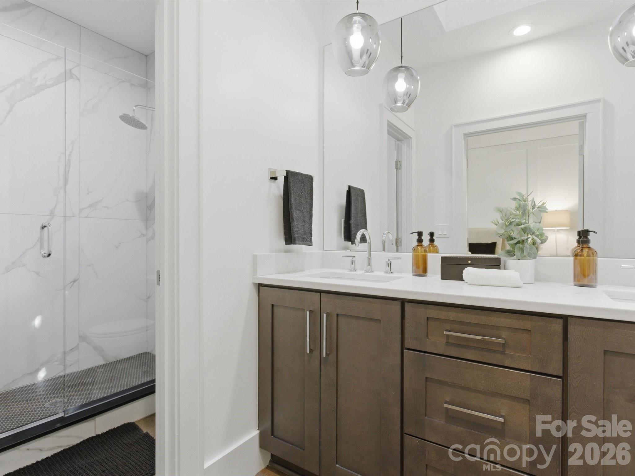 129 S Gardner Avenue — Charlotte