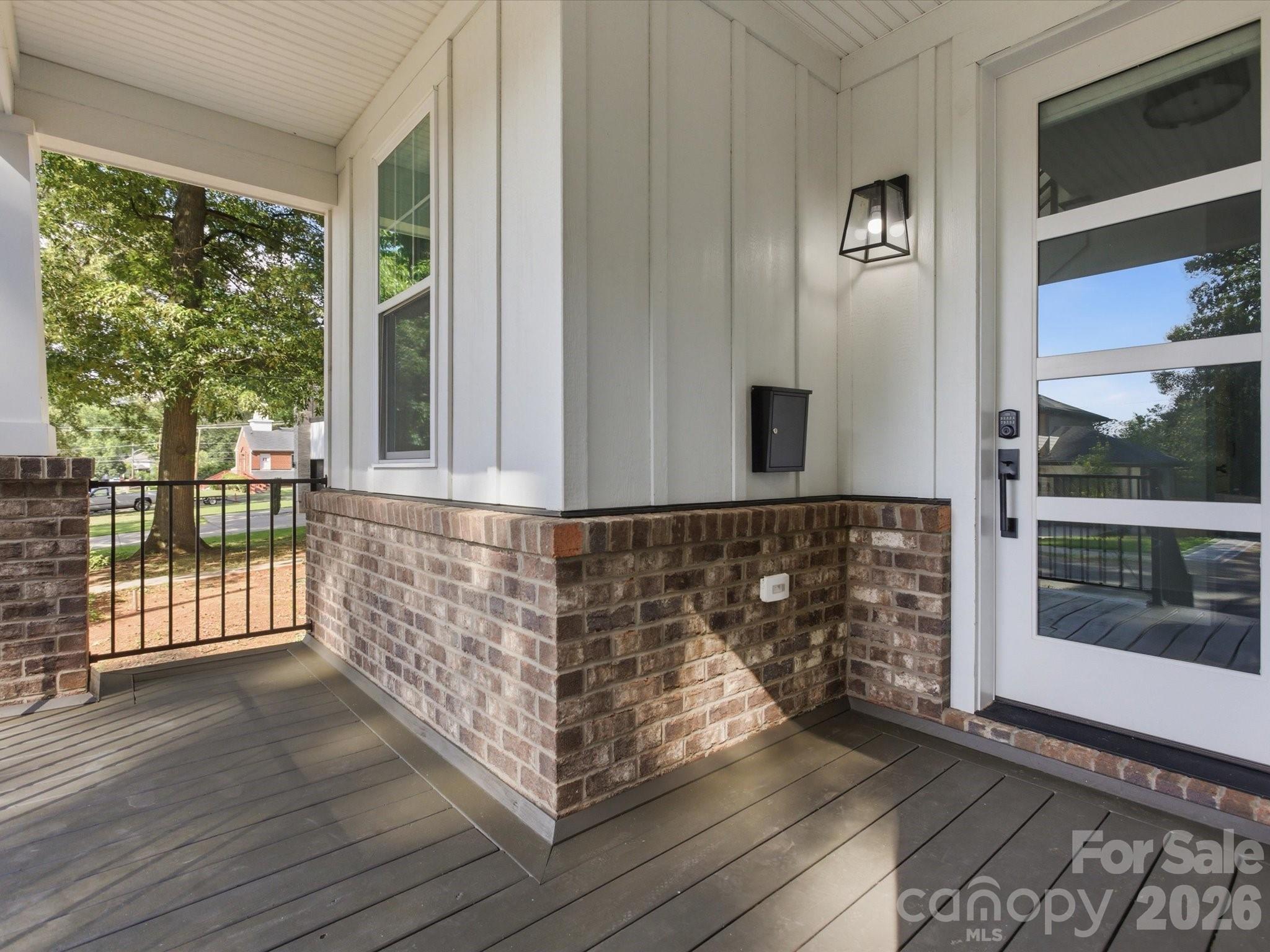 129 S Gardner Avenue — Charlotte