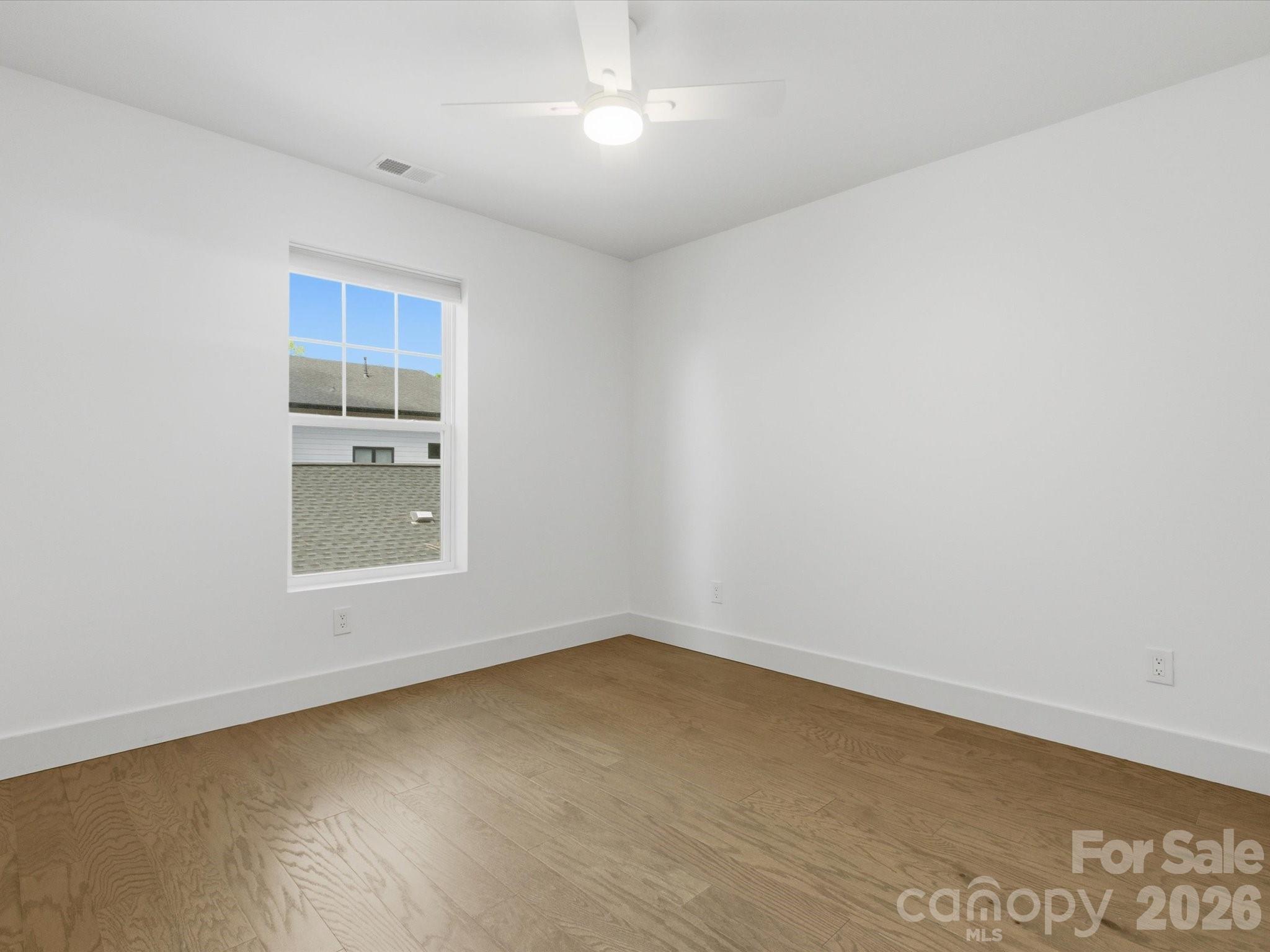 129 S Gardner Avenue — Charlotte