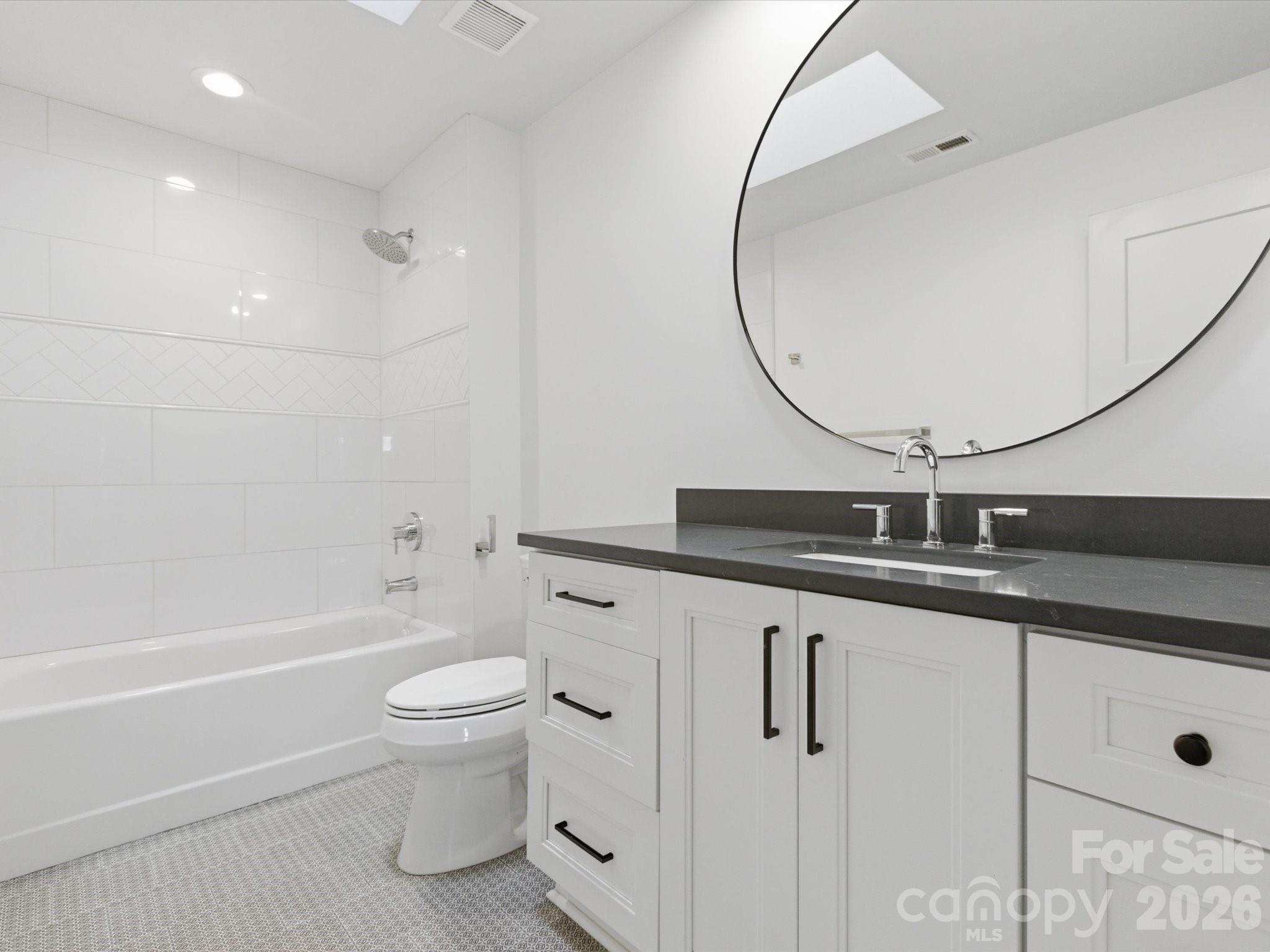 129 S Gardner Avenue — Charlotte