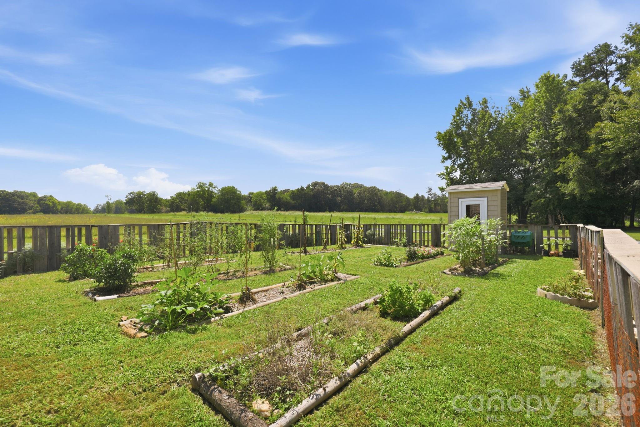 670 & 552 Whitley Road — Siler City