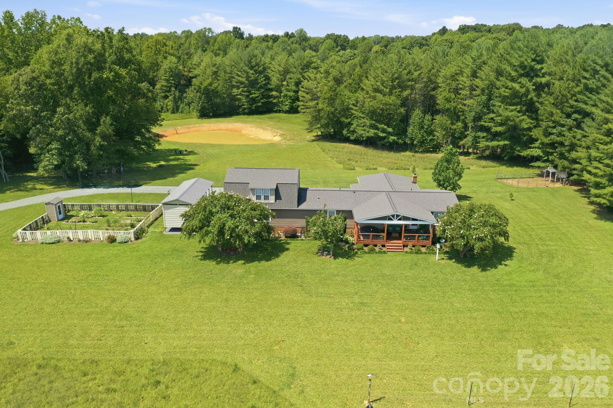 670 & 552 Whitley Road — Siler City