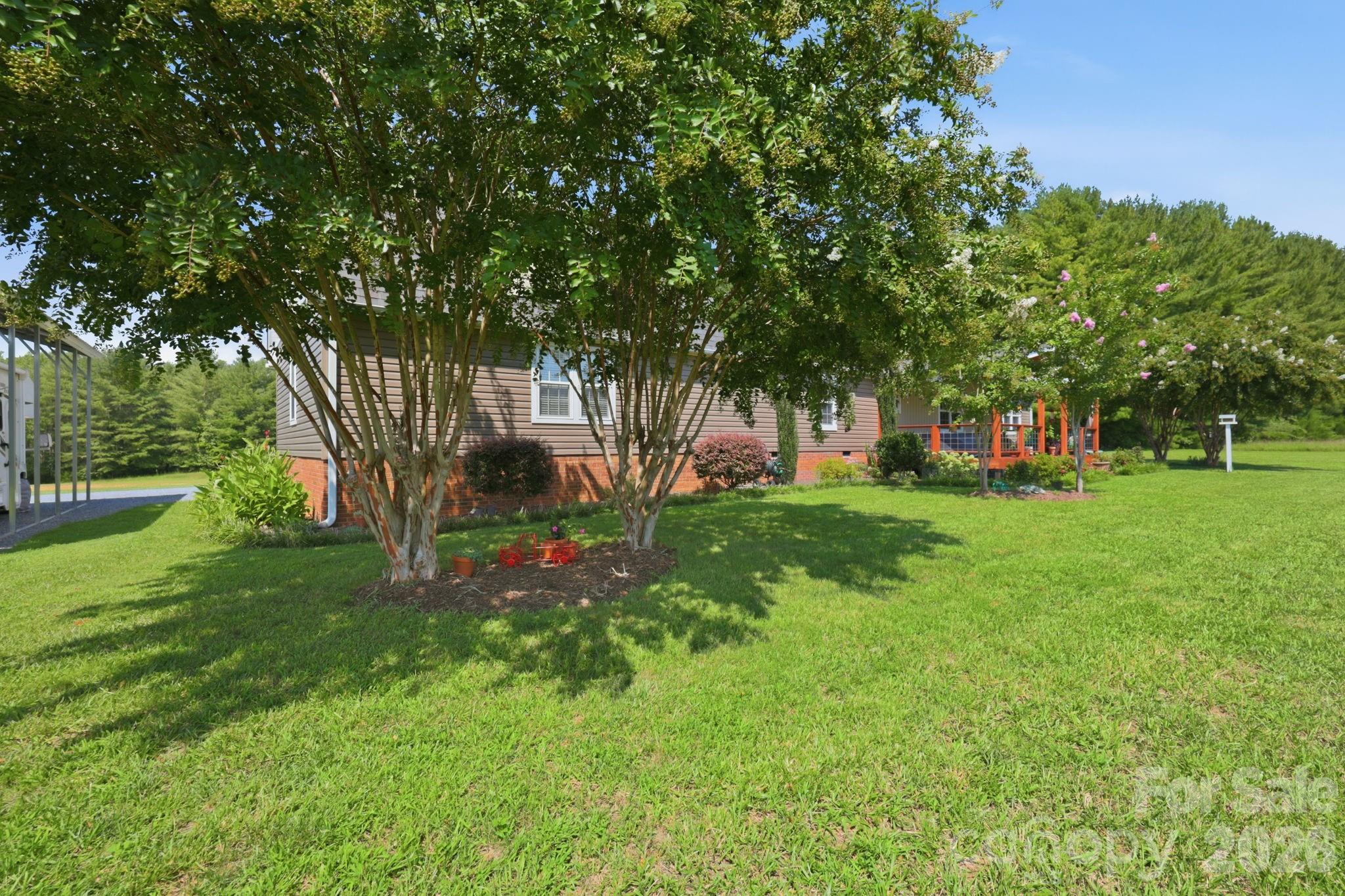 670 & 552 Whitley Road — Siler City