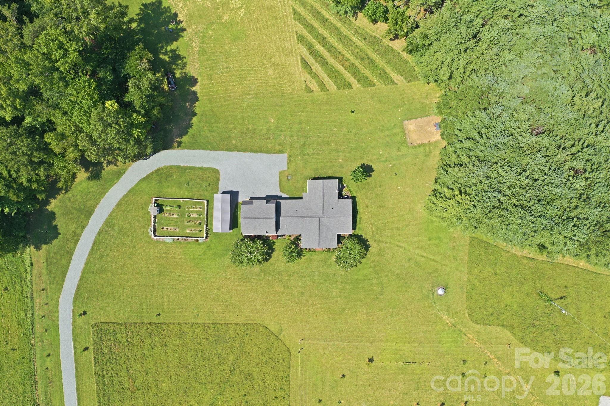 670 & 552 Whitley Road — Siler City