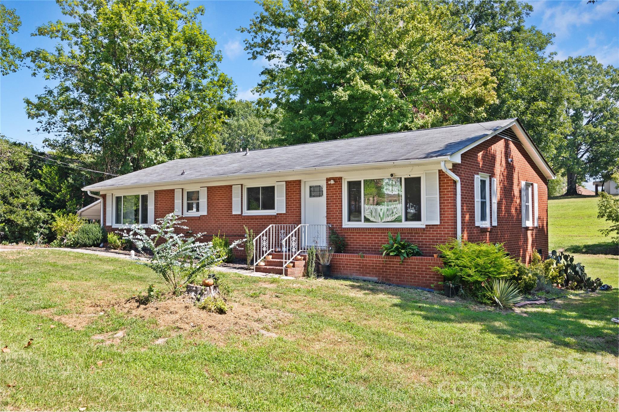 411 Coble Avenue — Albemarle