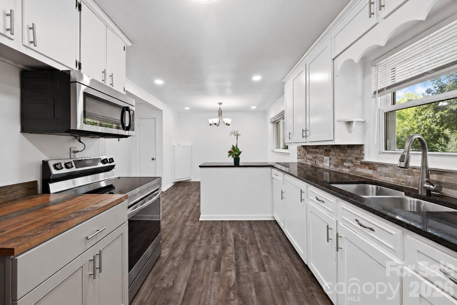 411 Coble Avenue — Albemarle