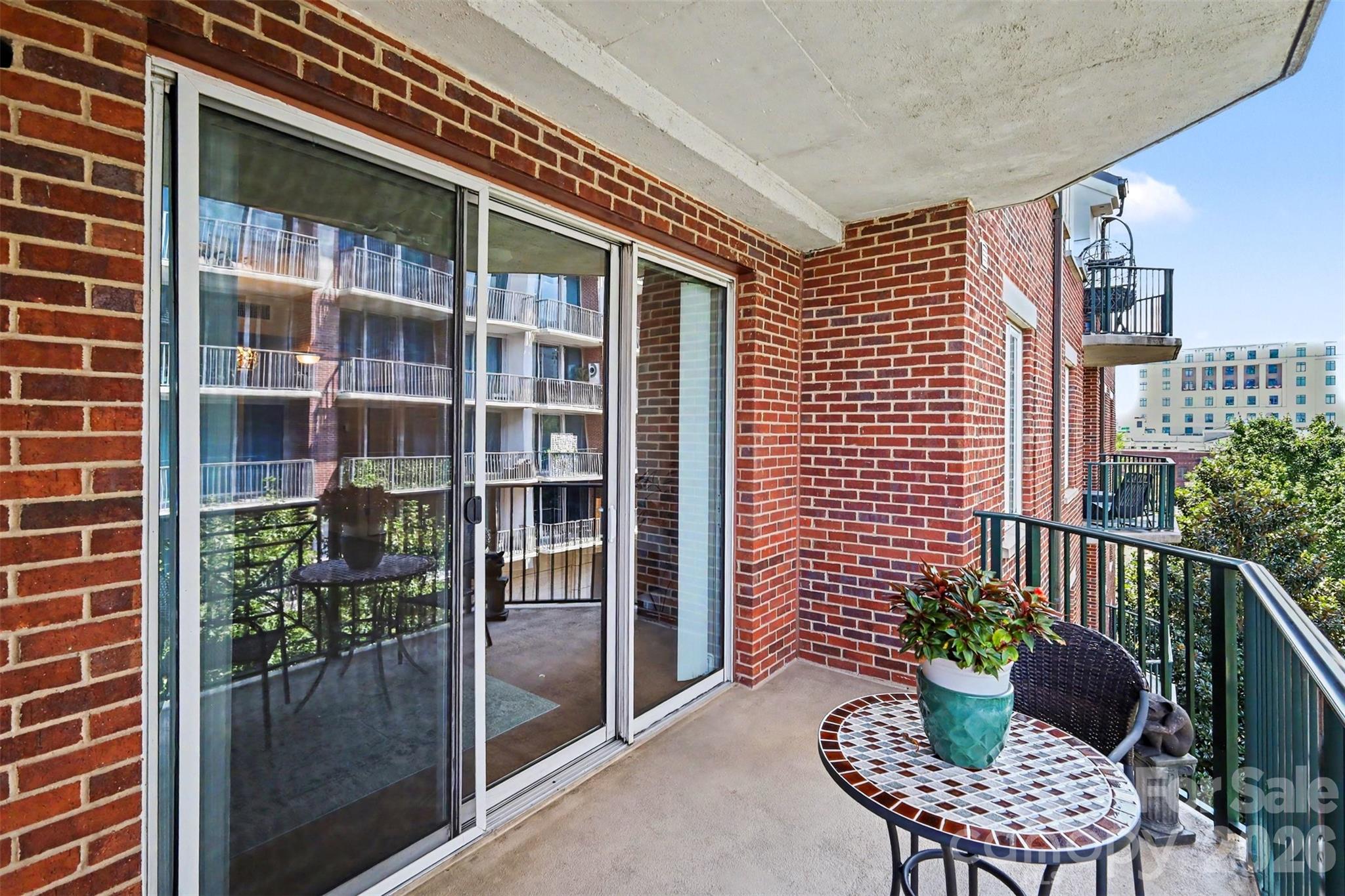 300 W 5th Street #535 — Charlotte