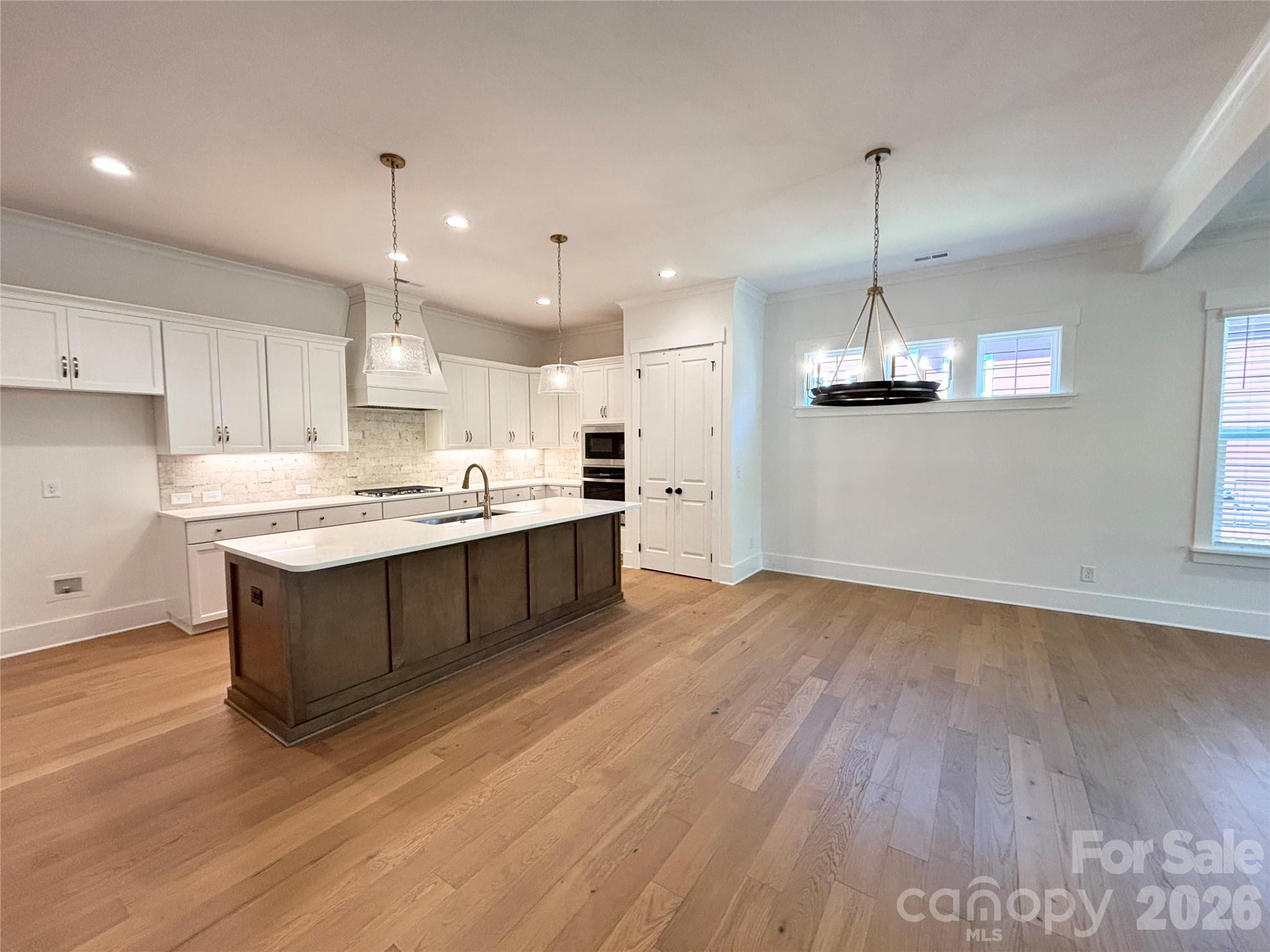 2976 Alveston Drive NW — Concord