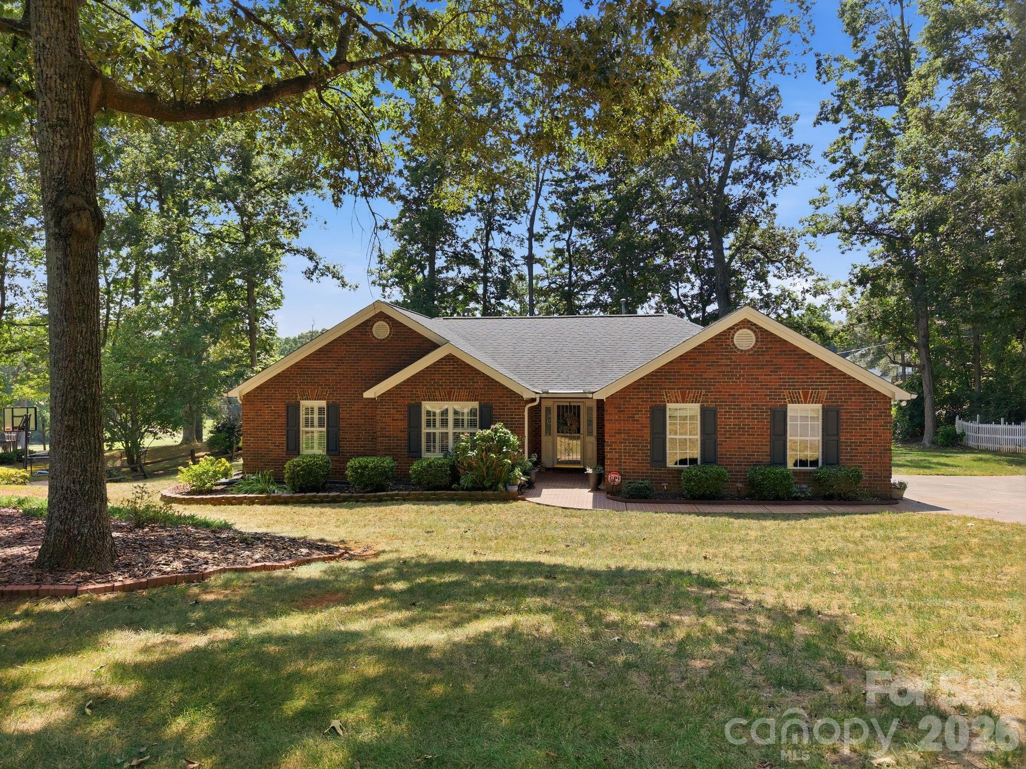 712 Wildwood Drive — Salisbury