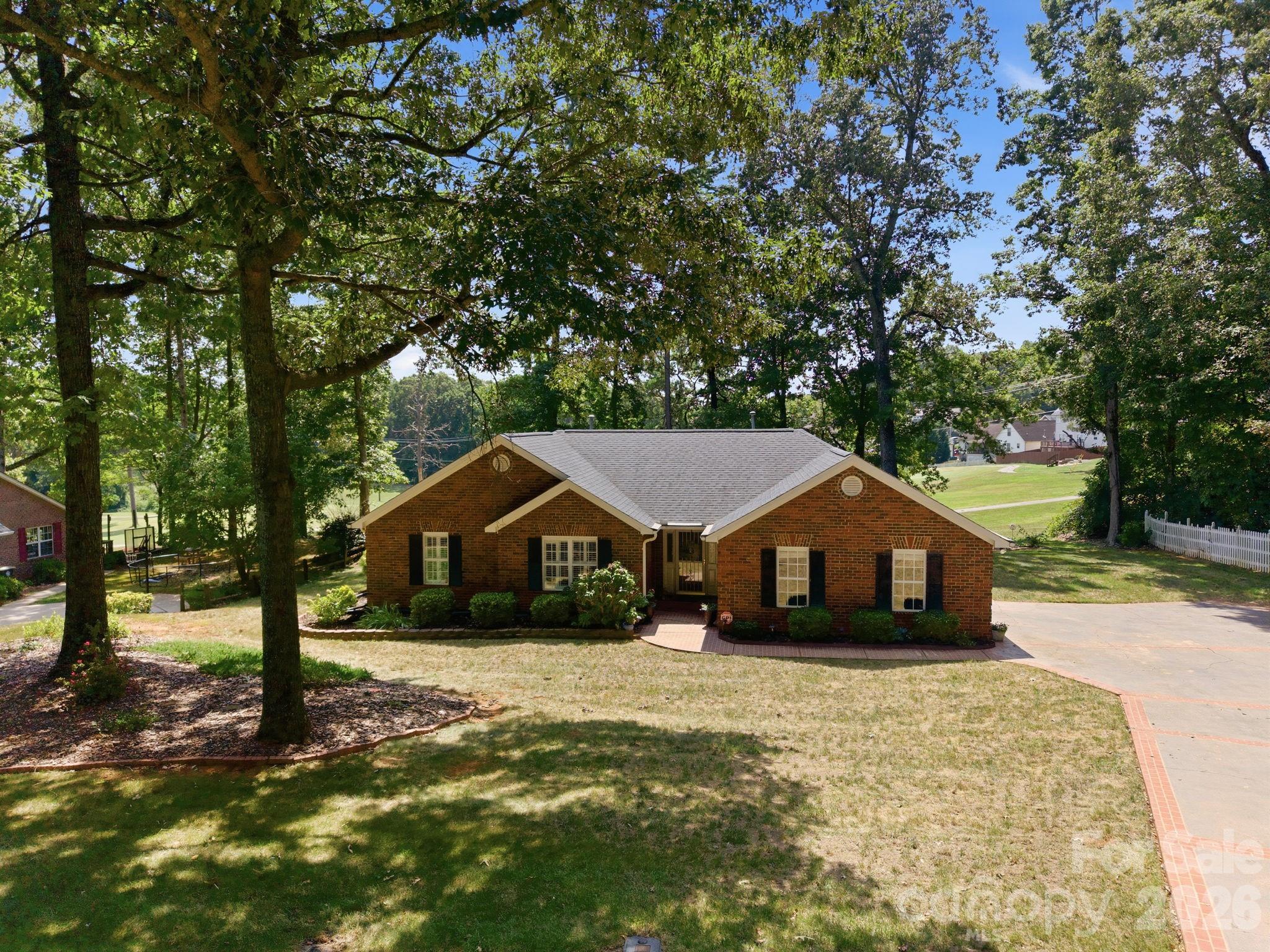 712 Wildwood Drive — Salisbury