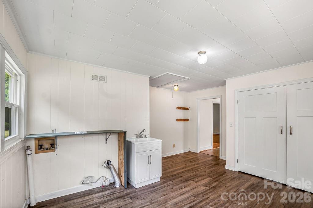 8095 Henry Harris Road — Indian Land