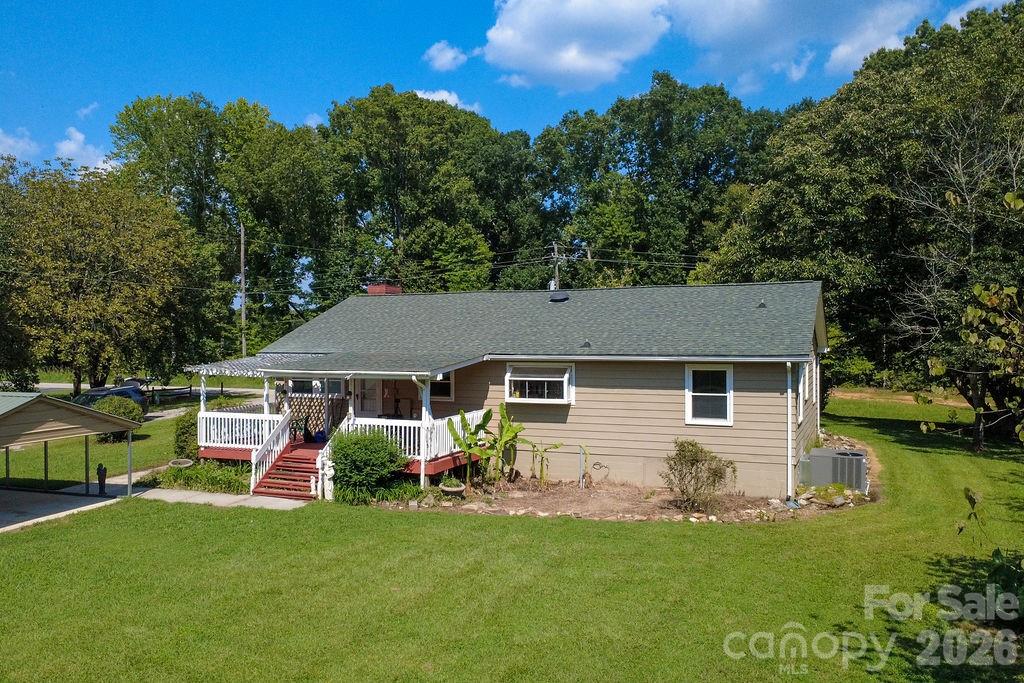 8095 Henry Harris Road — Indian Land