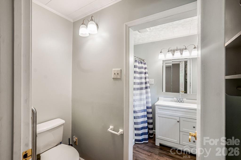 8095 Henry Harris Road — Indian Land