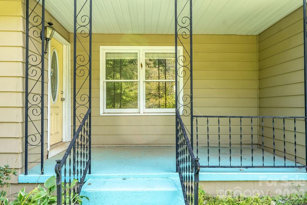 8095 Henry Harris Road — Indian Land