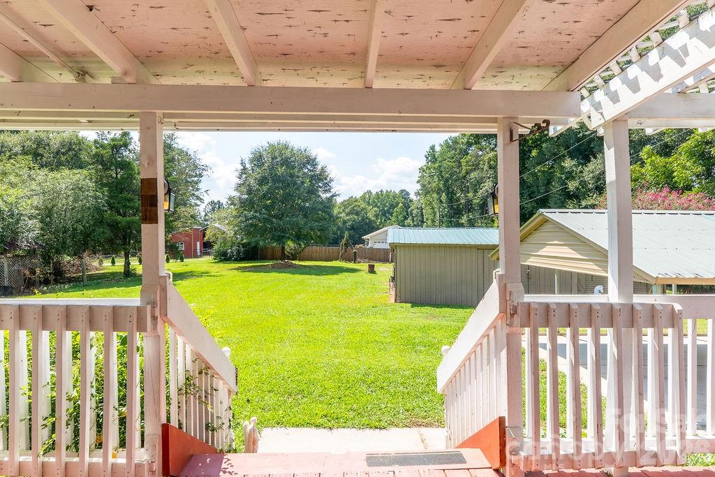 8095 Henry Harris Road — Indian Land