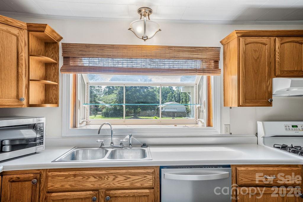 8095 Henry Harris Road — Indian Land
