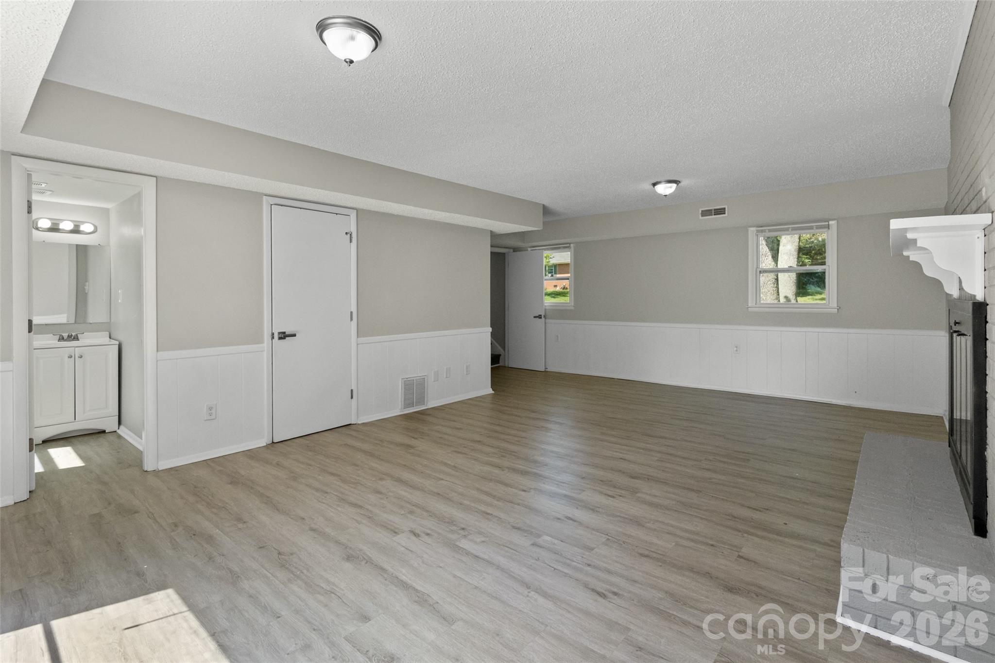 7100 Covecreek Drive — Charlotte