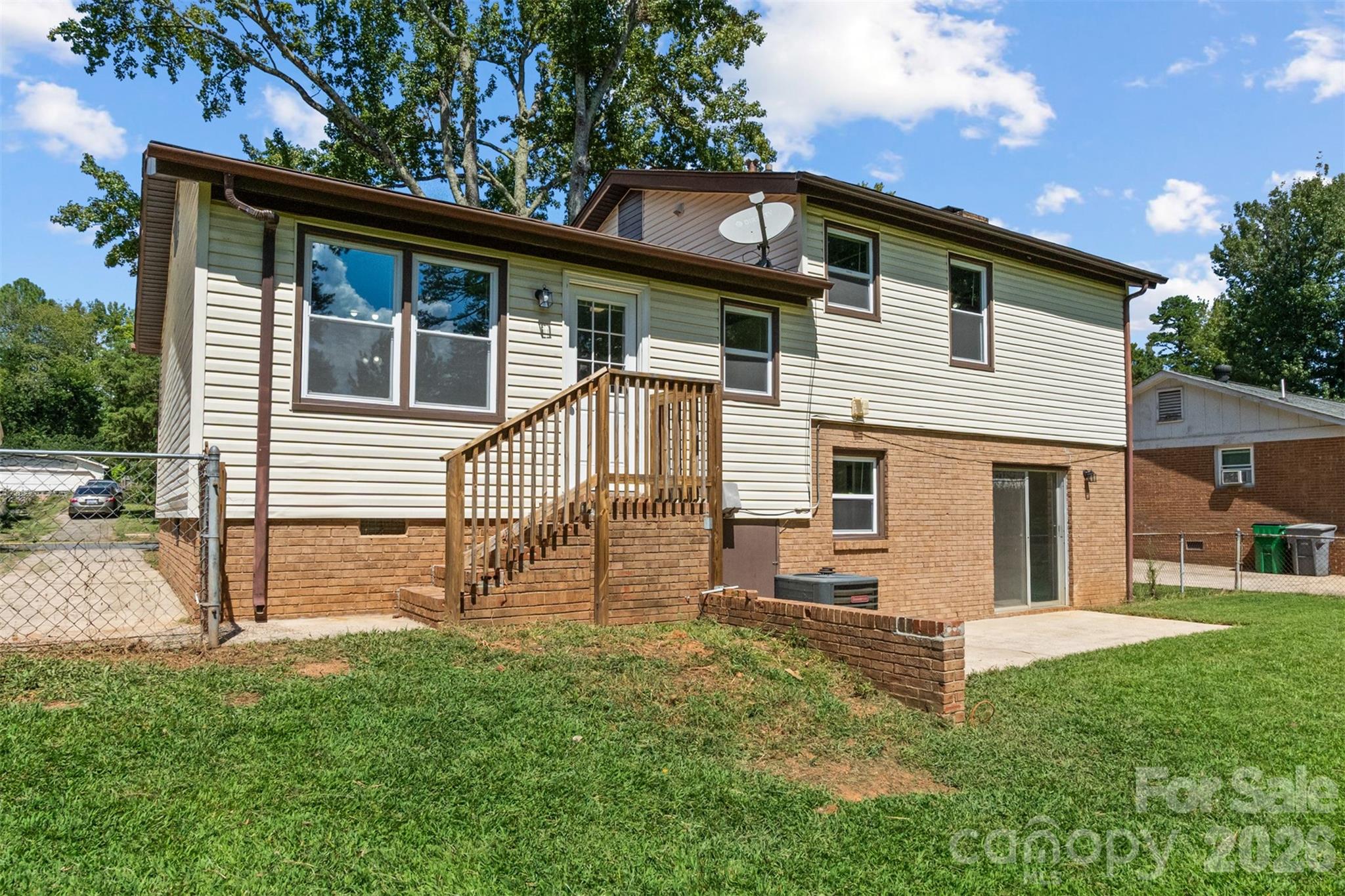 7100 Covecreek Drive — Charlotte
