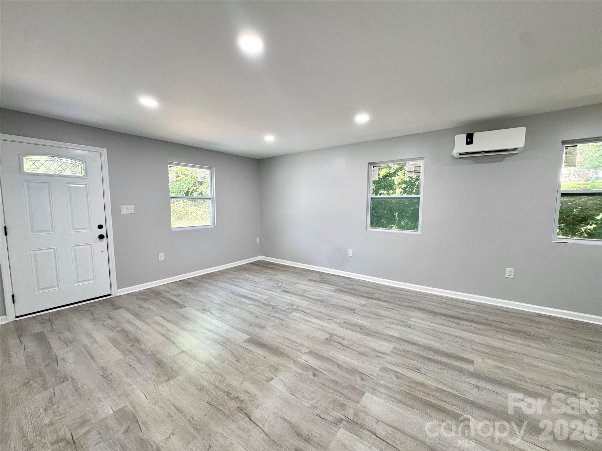 121 Givens Street — Woodleaf