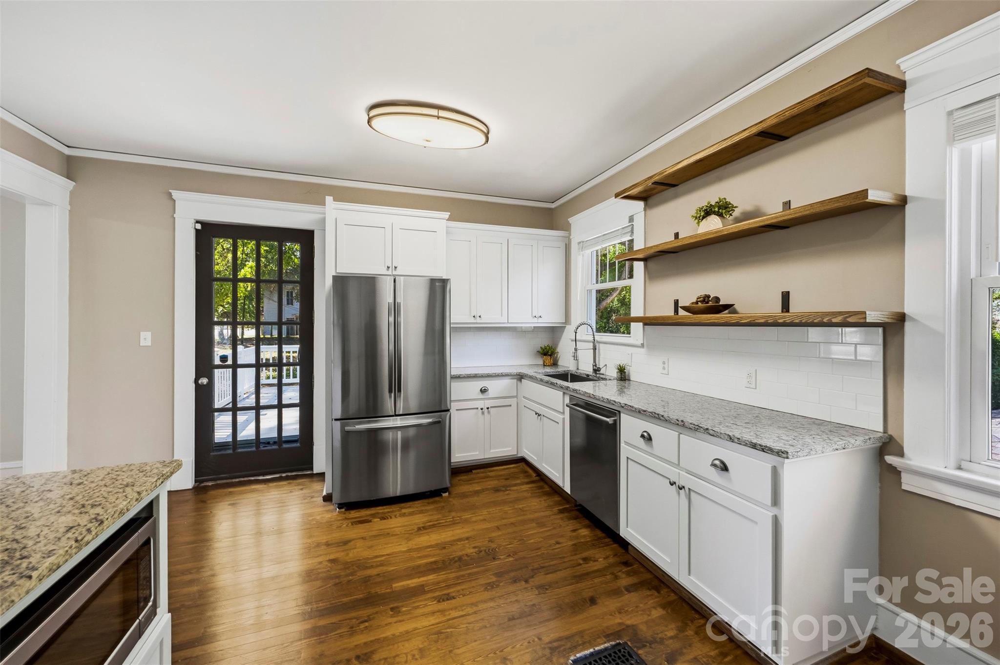 141 E Whitley Street — Norwood