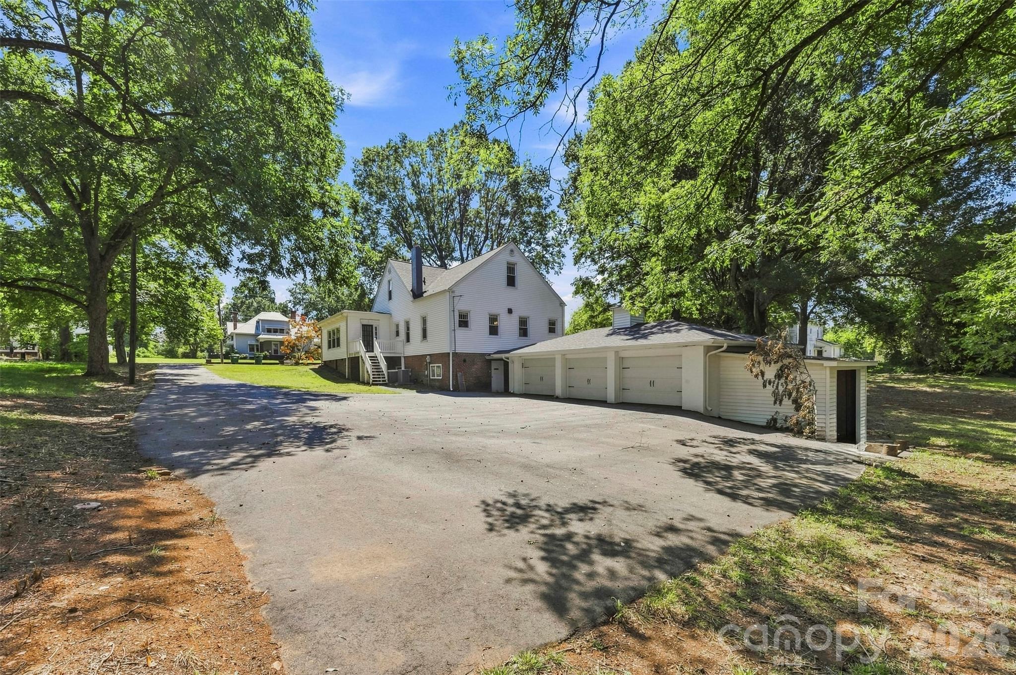 141 E Whitley Street — Norwood