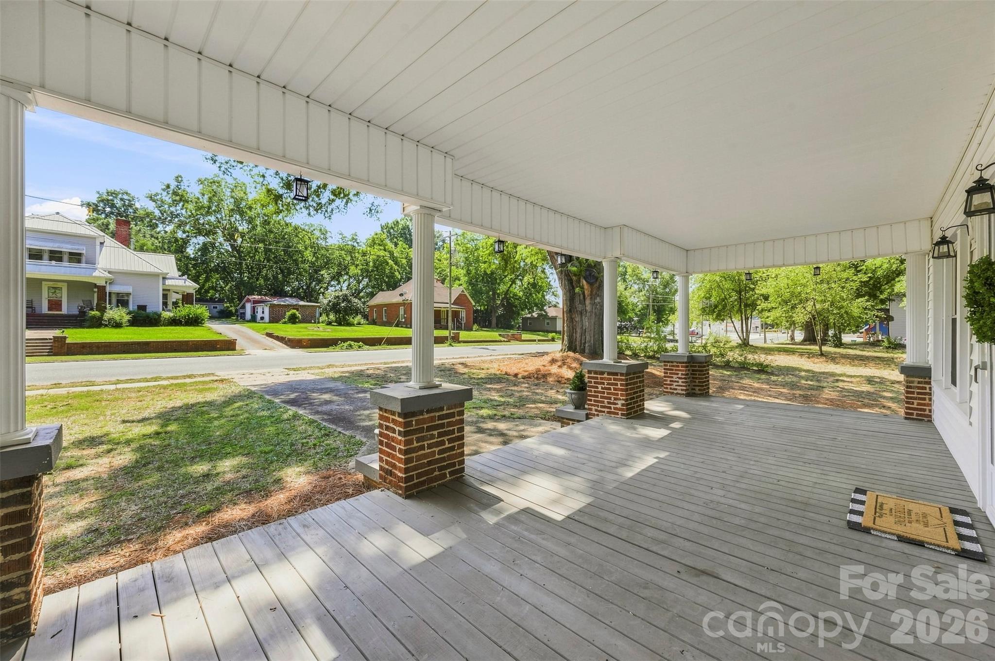 141 E Whitley Street — Norwood