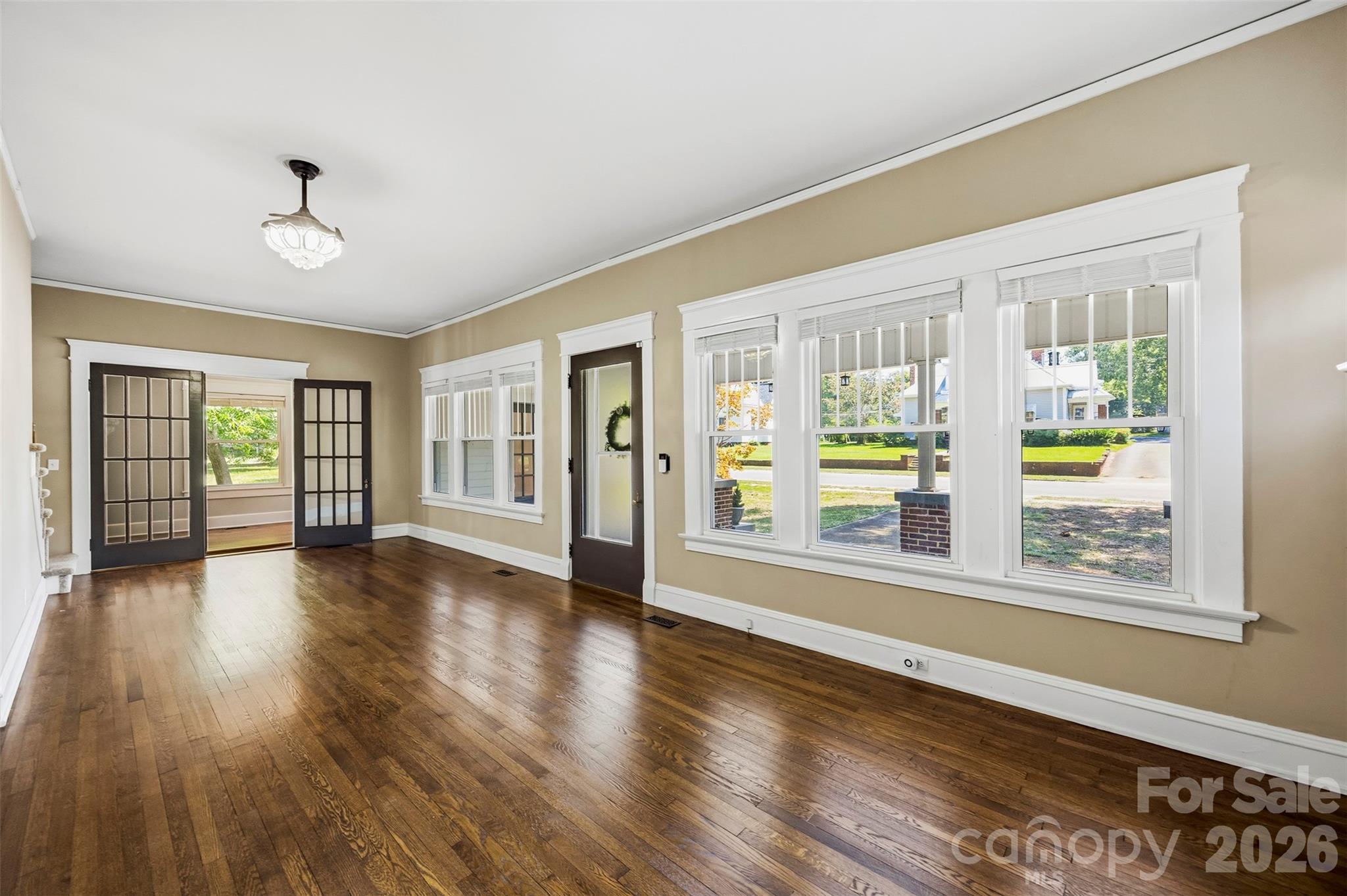 141 E Whitley Street — Norwood